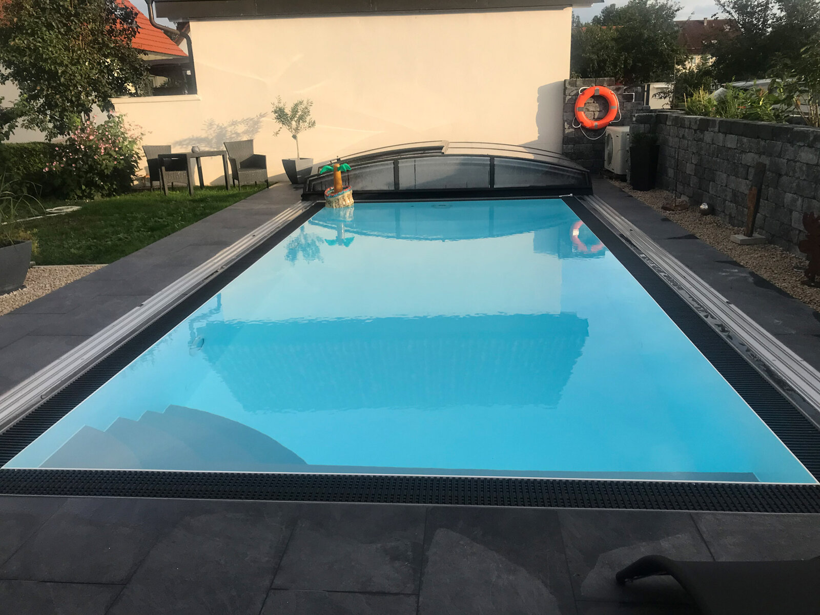 Überlaufpools aus Polypropylen von Fredl’s Pool-Oase